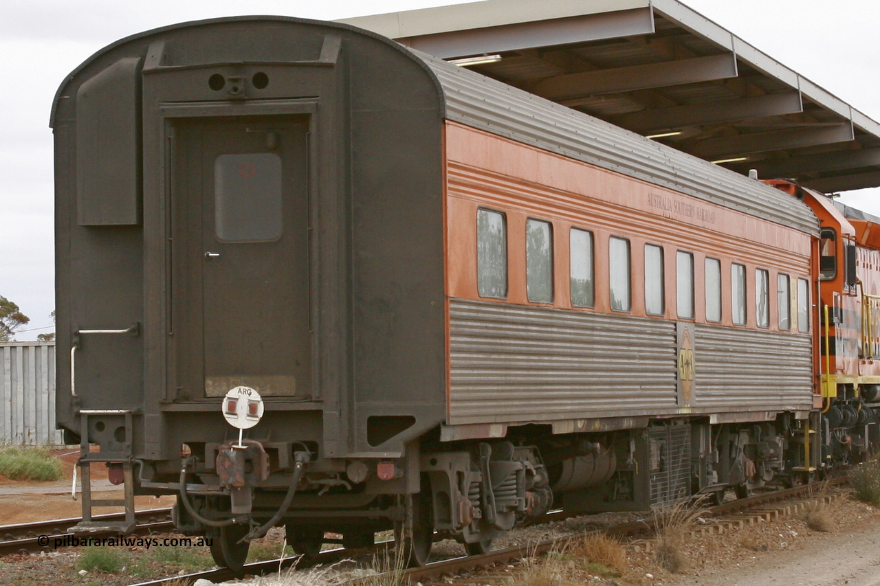 051101 6608
Parkeston, Australian Southern Railroad JRA type crew accommodation coach JRA 6, originally built in 1958 by SAR Islington as corten steel V&SAR Joint Stock roomette sleeping car Tarkinji for The Overland. Recoded to JRA 6 1987. Written off and sold in 1995. Converted to ASR crew car 1999. It is now ADFY 6 with GWA and no longer has the fluted sides.
Keywords: JRA-type;JRA6;SAR-Islington-WS;Tarkinji;