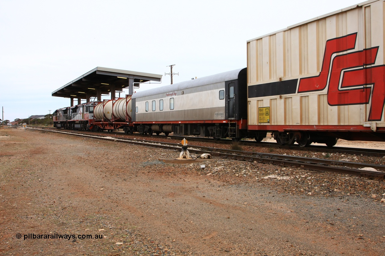 100605 9150
Parkeston, SCT crew accommodation coach PSDS type PSDS 02280 'Peterborough Boys' converted by Gemco WA in 2008 from former Comeng NSW built SDS class sitting car SDS 2280 for the NSWGR.
Keywords: PSDS-type;PSDS02280;Comeng-NSW;SDS-class;