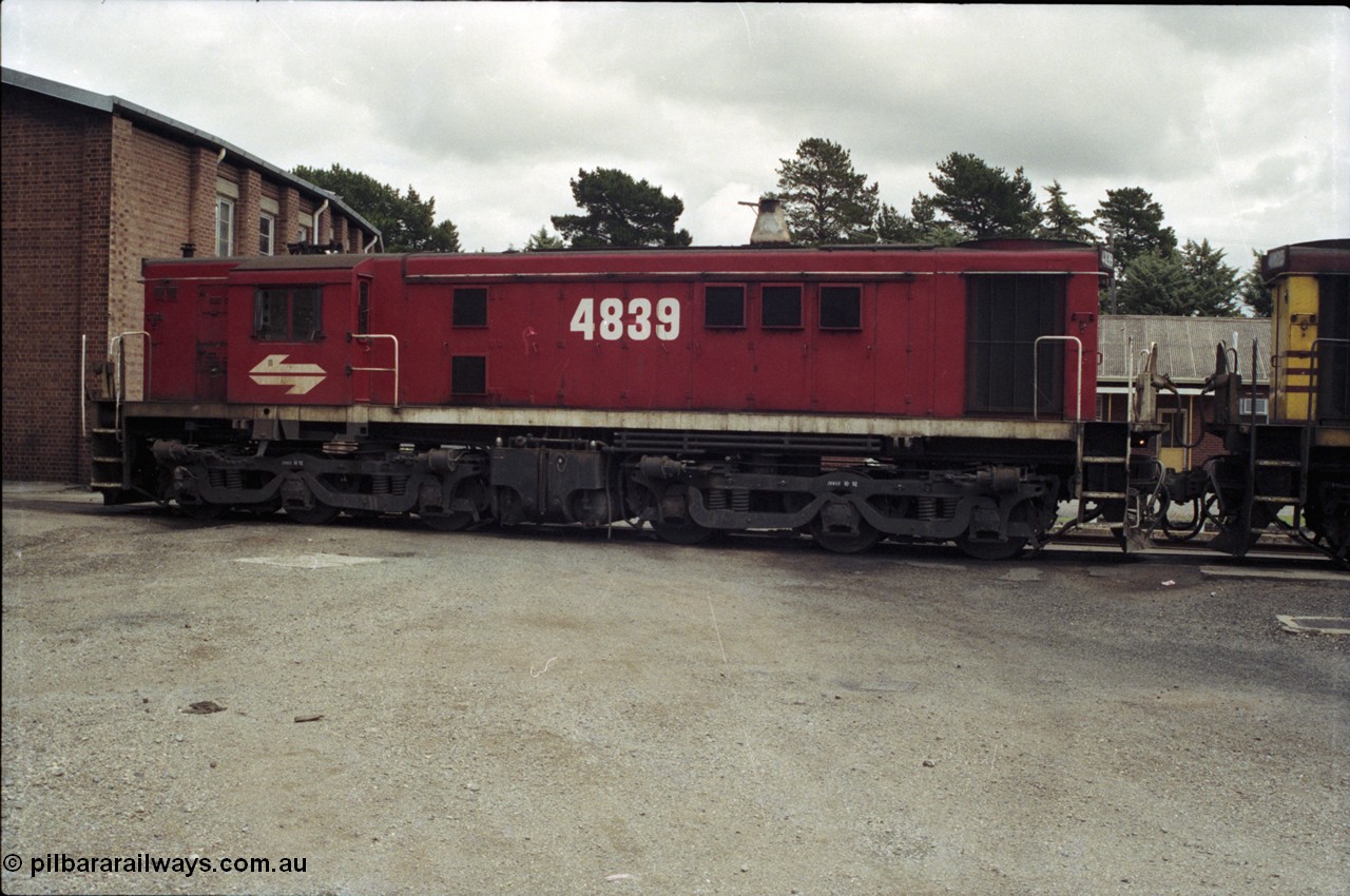 188-36
Junee, NSWSRA standard gauge locomotive depot, 48 class unit 4839 serial 84129 in the red terror livery. Built by AE Goodwin as ALCo model DL531. Unit withdrawn in 1994 and subsequently scrapped.
Keywords: 48-class;4839;AE-Goodwin;ALCo;RSD-8;DL-531;84129;