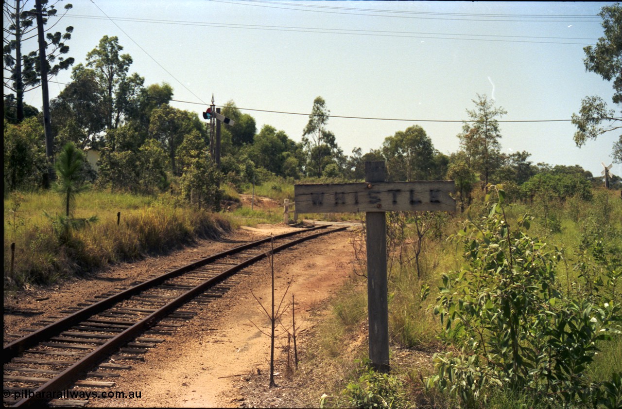 193-13
Moodlu, old grade crossing whistle sign, looking east in Up direction towards what is now Devantier Rd grade crossing. [url=https://goo.gl/maps/BTuoqeVnLtw]GeoData[/url].
