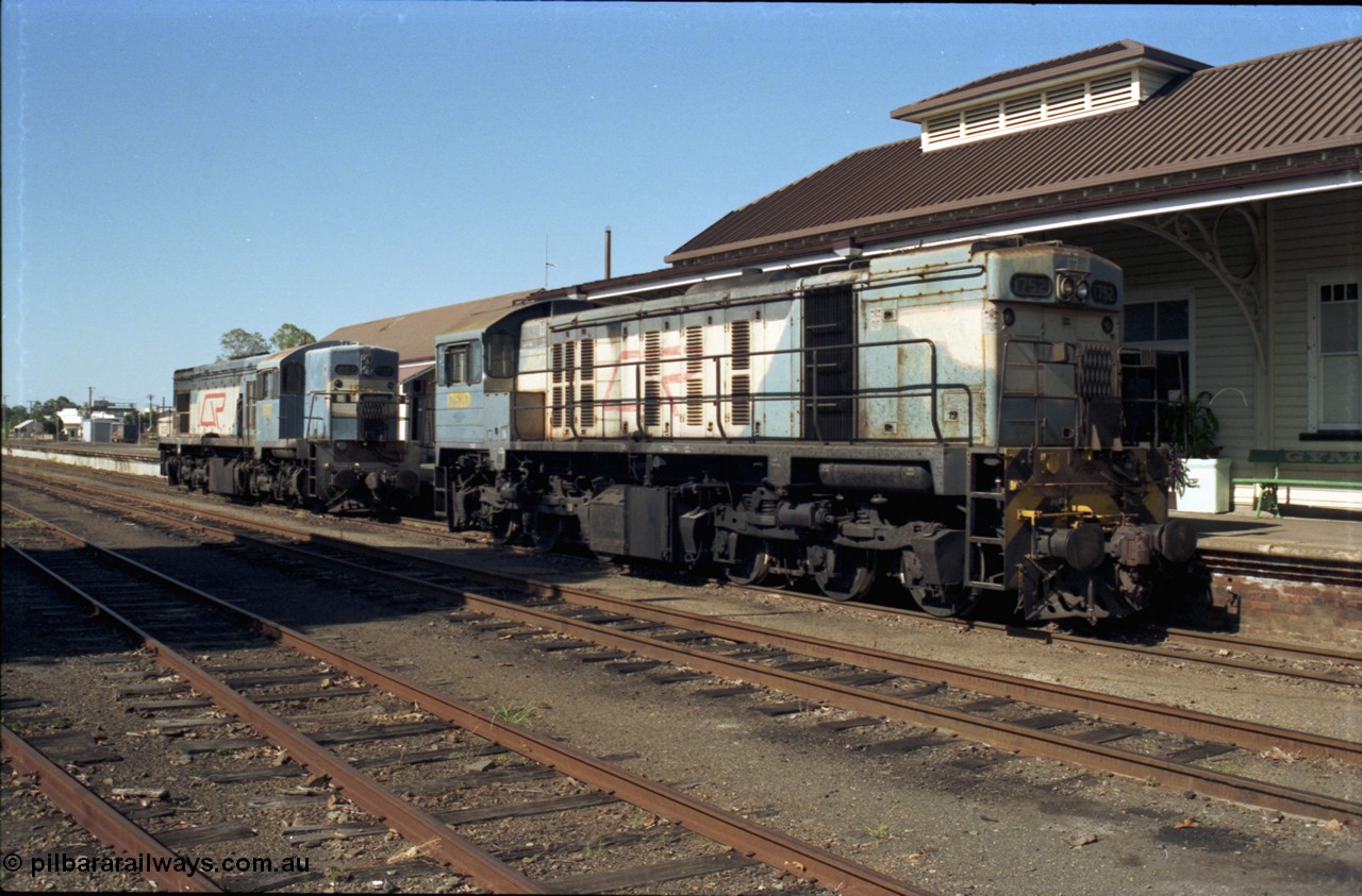 193-28
Gympie yard, Queensland Rail's 1720 class locomotive 1752, built by Comeng Rocklea Qld for Clyde Engineering as EMD GL18C model in 1968 with serial 68-566.
Keywords: 1720-class;1752;Comeng-Qld;EMD;GL18C;68-566;