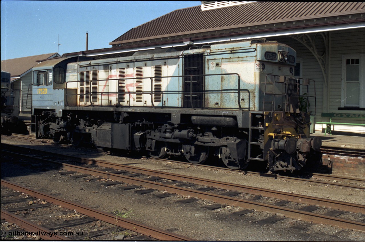 193-29
Gympie yard, Queensland Rail's 1720 class locomotive 1752, built by Comeng Rocklea Qld for Clyde Engineering as EMD GL18C model in 1968 with serial 68-566.
Keywords: 1720-class;1752;Comeng-Qld;EMD;GL18C;68-566;