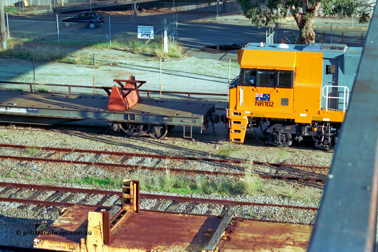 201-20
Midland, Goninan WA built GE Cv40-9i model NR class unit NR 102 serial 7250-07/97-302 shunts on RQRX type waggon RQRX 60177, with a WSR type rail distribution waggon in the foreground.
Keywords: NR-class;NR102;Goninan;GE;CV40-9i;7250-07/97-302;