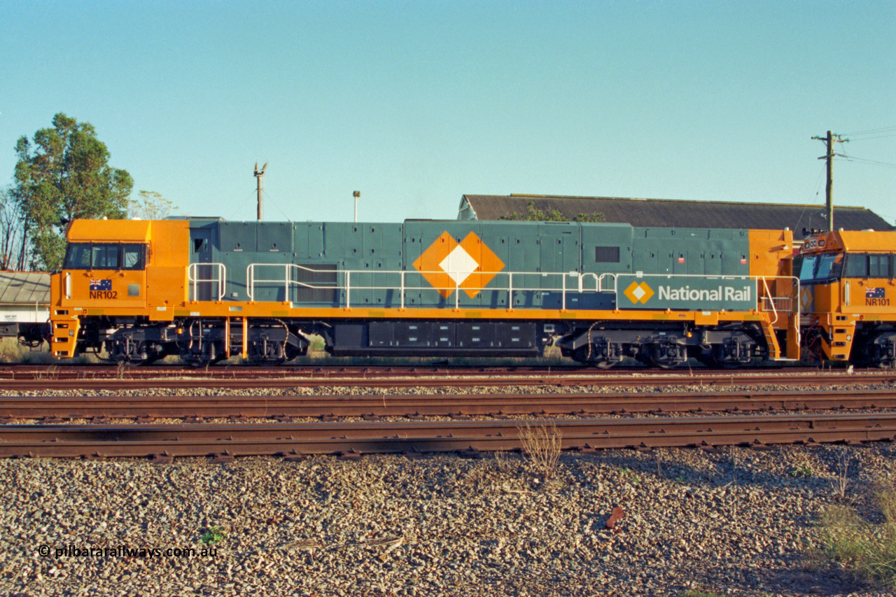 201-30
Midland, brand Goninan WA built GE Cv40-9i model NR class unit NR 102 serial 7250-07/97-302.
Keywords: NR-class;NR102;Goninan;GE;CV40-9i;7250-07/97-302;