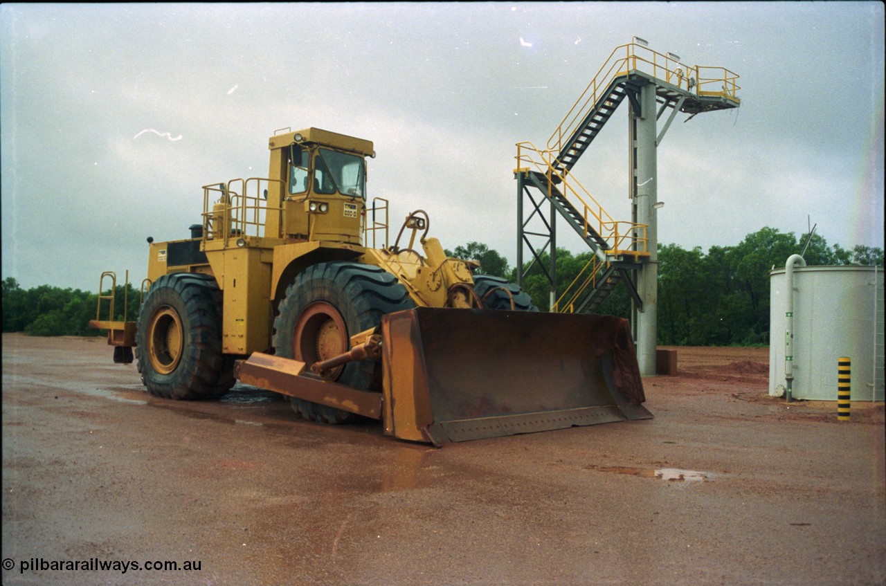 211-21
East Weipa Mining Centre, Tiger Engineering Pty Ltd 690B wheel dozer.
Keywords: Tiger-Engineering-Pty-Ltd;wheel-dozer;690B;