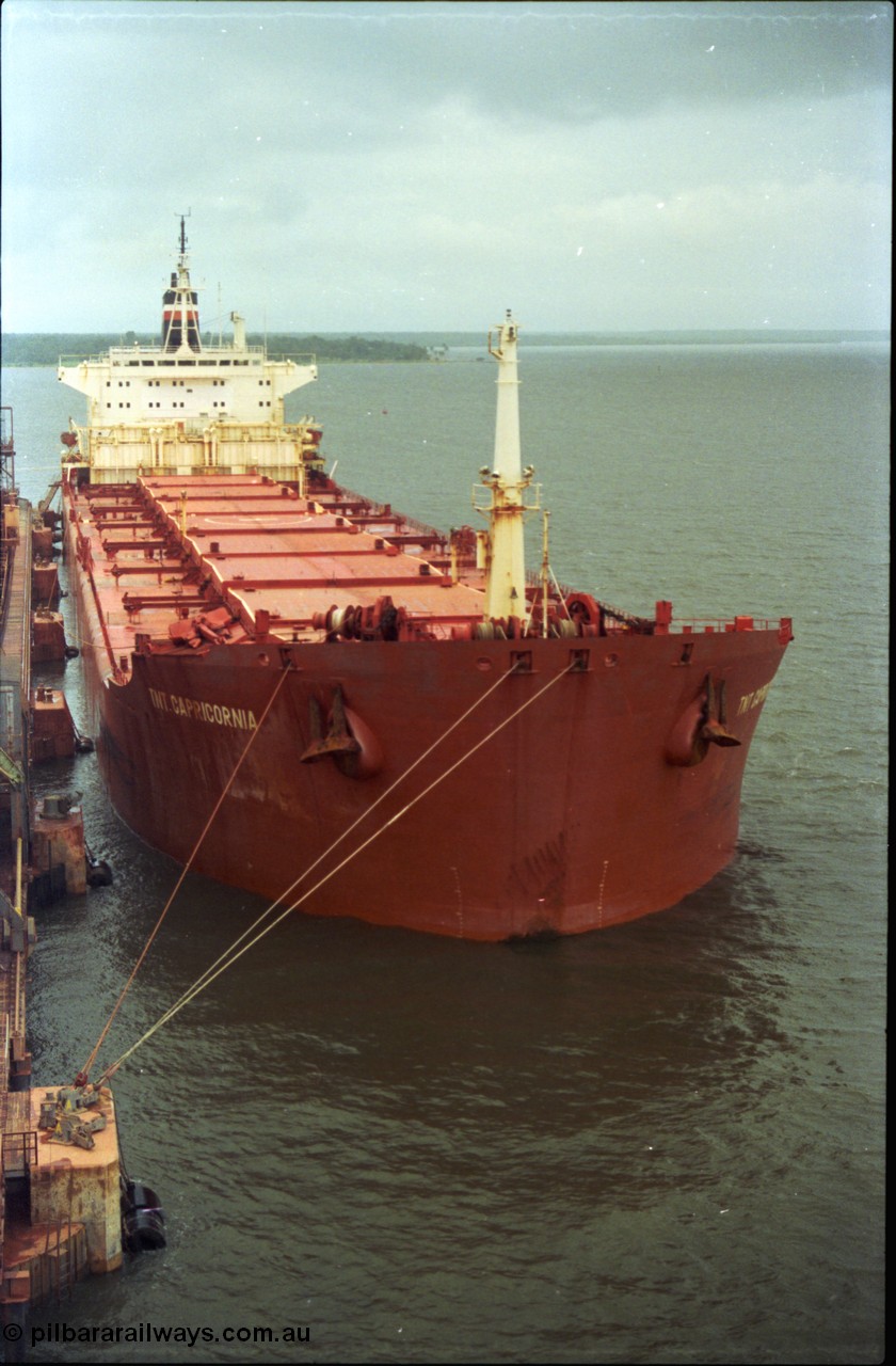 211-31
Weipa, Lorim Point bauxite berth, TNT Capricornia, a coal fired 75,500-dwt bulk carrier built by Italcantieri for TNT Bulkships trade run between Gladstone and Weipa.
