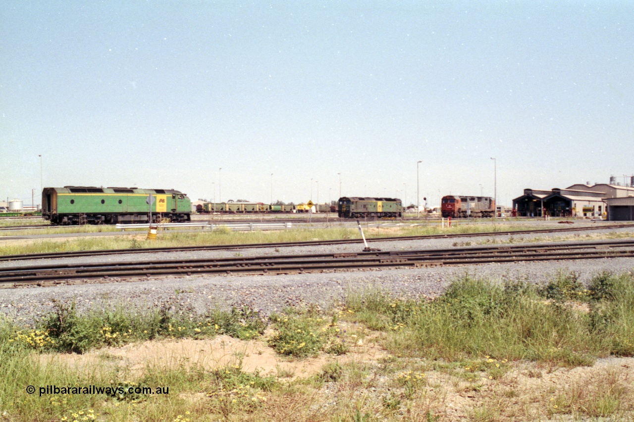 215-26
Dry Creek Motive Power Centre, view across to Dry Creek Yard, with locos scattered around, CL class CL 17, BL class BL 31 and V/Line N class N 473.
Keywords: CL-class;CL17;Clyde-Engineering-Granville-NSW;EMD;AT26C;71-757;bulldog;