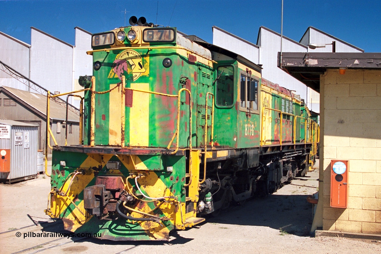 244-30
Port Lincoln loco workshops, still wearing the former owners AN livery, Australian Southern 830 class 871 AE Goodwin ALCo model DL531 serial G3422-01, this unit has been on the Eyre Peninsula Division since new in January 1966, seen here coupled to sister units. 6th April 2003.
Keywords: 830-class;871;AE-Goodwin;ALCo;DL531;G3422-1;