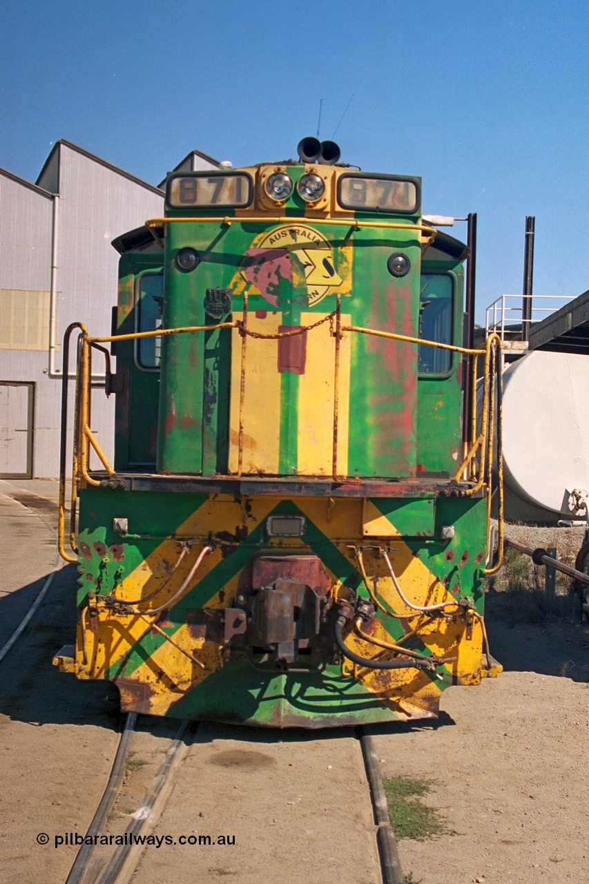 244-31
Port Lincoln loco workshops, still wearing the former owners AN livery, Australian Southern 830 class 871 AE Goodwin ALCo model DL531 serial G3422-01, this unit has been on the Eyre Peninsula Division since new in January 1966, seen here coupled to sister units. 6th April 2003.
Keywords: 830-class;871;AE-Goodwin;ALCo;DL531;G3422-1;