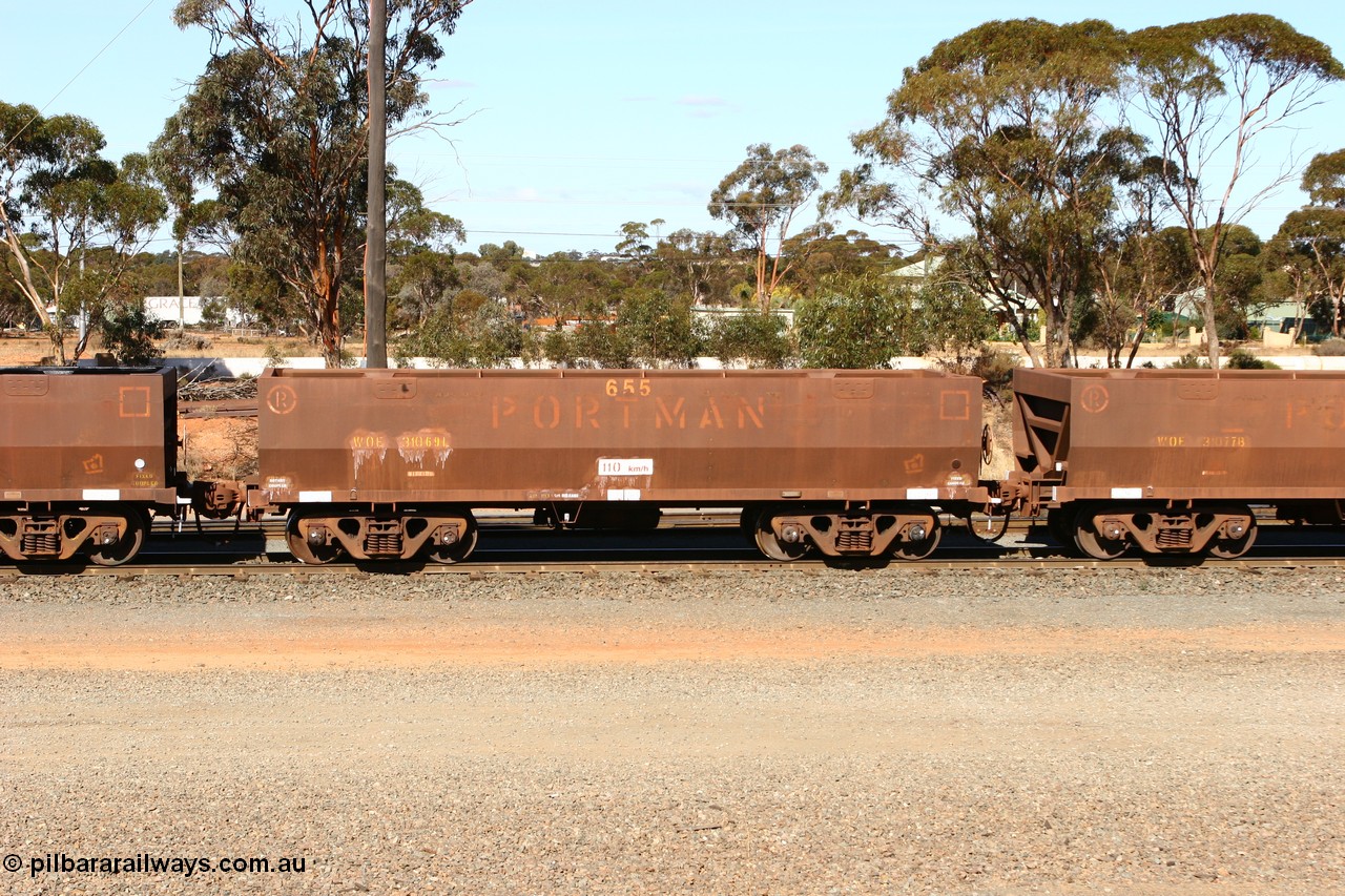 070529 9379
WOE type iron ore waggon WOE 31067 is one of a batch of one hundred and thirty built by Goninan WA between March and August 2001 with serial number 950092-057 and fleet number 653 for Koolyanobbing iron ore operations, West Kalgoorlie, 29th May 2007.
Keywords: WOE-type;WOE31067;Goninan-WA;950092-057;