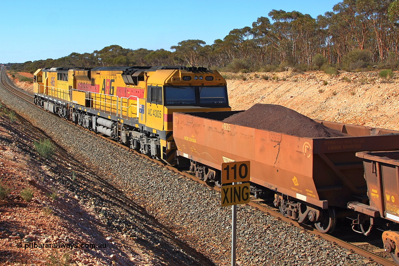 100602 8538
WOE type iron ore waggon WOE 33436 is one of a batch of one hundred and forty one built by United Group Rail WA between November 2005 and April 2006 with serial number 950142-141 and fleet number 8935 for Koolyanobbing iron ore operations with the 8 being an addition as the fleet size has increased beyond 1000 waggons, 82.5 ton capacity and build date of 04/2006 waggon for Portman Mining, seen here loaded with fines west of Binduli, 2nd June 2010.
Keywords: WOE-type;WOE33436;United-Group-Rail-WA;950142-141;