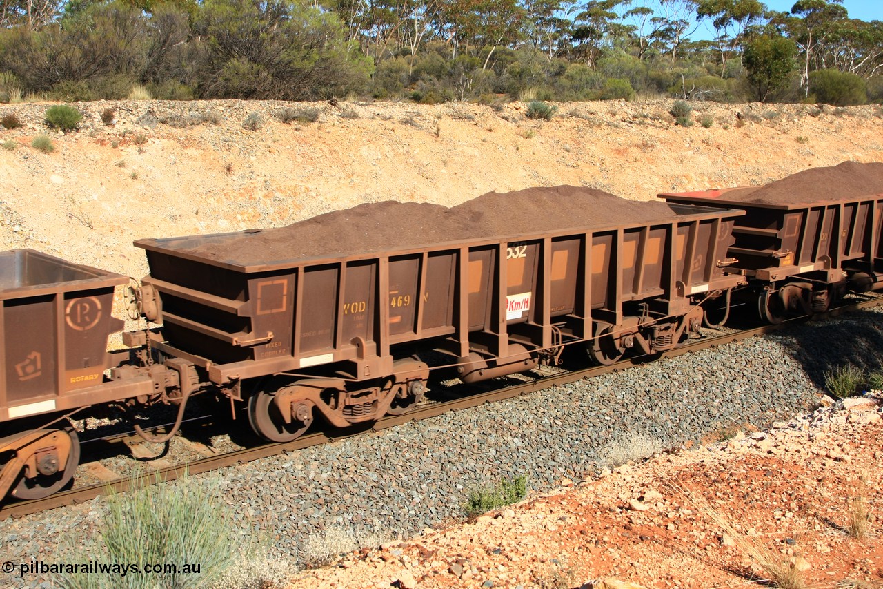 100602 8541
WOD type iron ore waggon WOD 31469 is one of a batch of sixty two built by Goninan WA between April and August 2000 with serial number 950086-041 and fleet number 532 for Koolyanobbing iron ore operations with a 75 ton capacity and build date 06/2000, for Portman Mining to cart their Koolyanobbing iron ore to Esperance, with the letters now painted over, loaded with fines ore just west of Binduli, 2nd June 2010.
Keywords: WOD-type;WOD31469;Goninan-WA;950086-041;