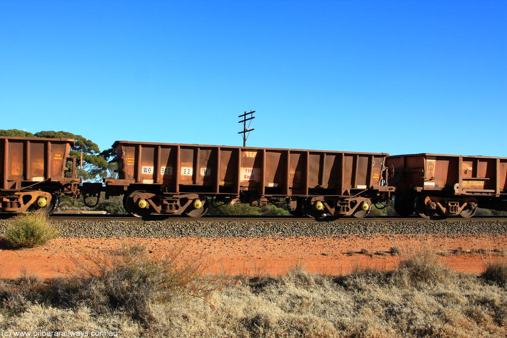 100731 02423
WO type iron ore waggon WO 31222 is one of a batch of eighty six built by WAGR Midland Workshops between 1967 and March 1968 with fleet number 117 for Koolyanobbing iron ore operations, with a 75 ton and 1018 ft³ capacity, on empty train 6418 at Binduli Triangle, 31st July 2010. This unit was converted to WOG for gypsum in late 1980s till 1994 when it was re-classed back to WO.
Keywords: WO-type;WO31222;WAGR-Midland-WS;