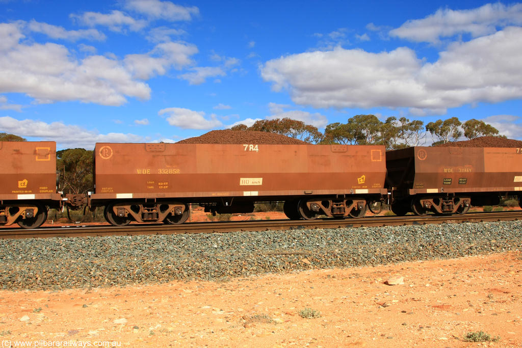 100731 02857
WOE type iron ore waggon WOE 33285 is one of a batch of thirty five built by United Goninan WA between January and April 2005 with serial number 950104-025 and fleet number 784 for Koolyanobbing iron ore operations, on loaded train 7415 at Binduli Triangle, 31st July 2010.
Keywords: WOE-type;WOE33285;United-Goninan-WA;950104-025;