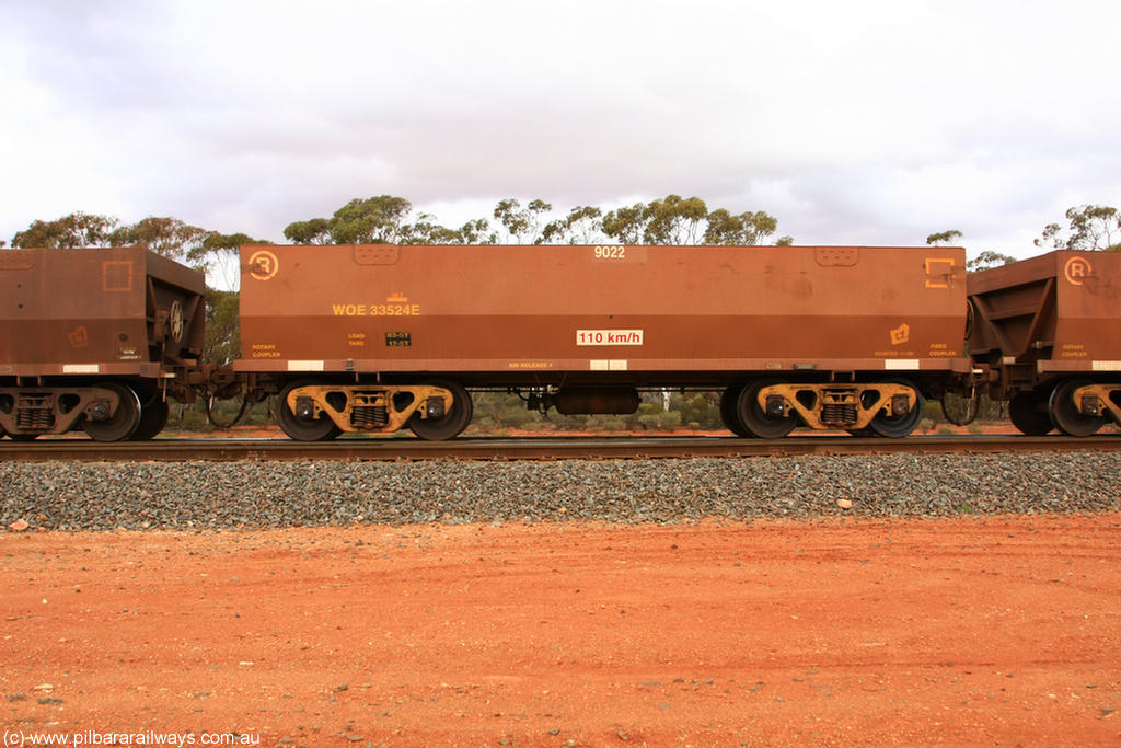 100822 5992
WOE type iron ore waggon WOE 33524 is one of a batch of one hundred and twenty eight built by United Group Rail WA between August 2008 and March 2009 with serial number 950211-064 and fleet number 9022 for Koolyanobbing iron ore operations, Binduli Triangle 22nd August 2010.
Keywords: WOE-type;WOE33524;United-Group-Rail-WA;950211-064;
