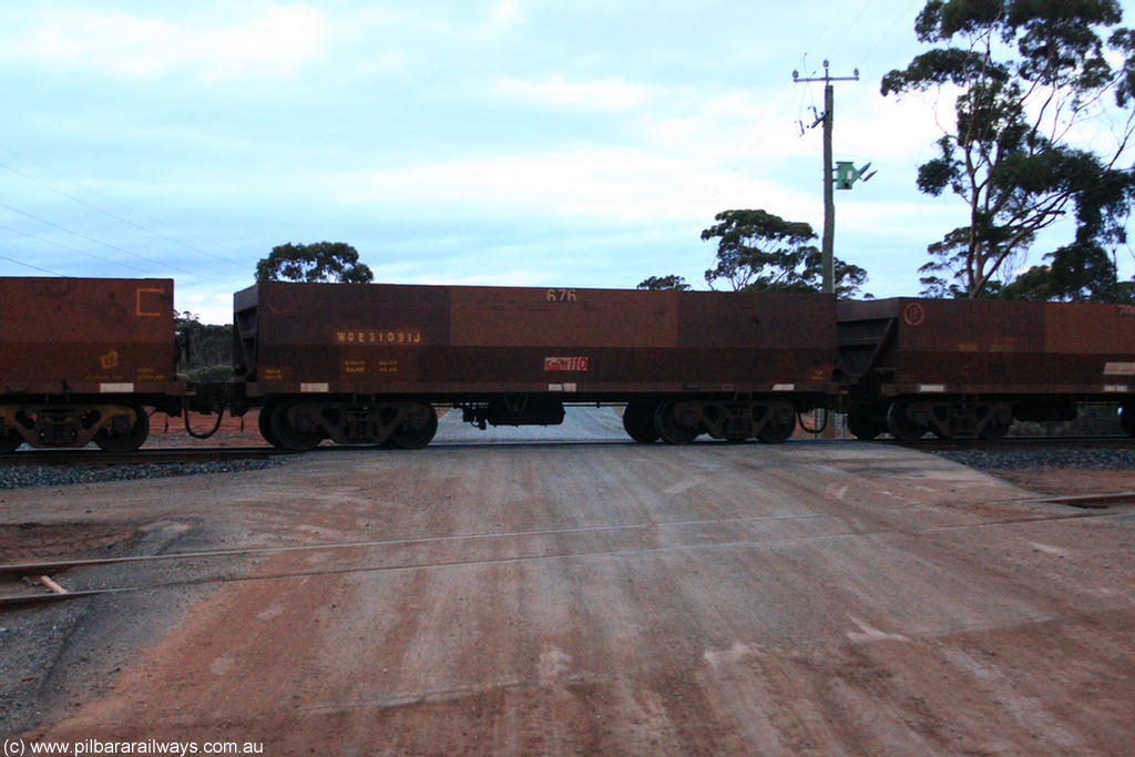 100822 6242
WOE type iron ore waggon WOE 31091 is one of a batch of one hundred and thirty built by Goninan WA between March and August 2001 with serial number 950092-081 and fleet number 676 for Koolyanobbing iron ore operations, on empty train 1416 at Hampton, 22nd August 2010.
Keywords: WOE-type;WOE31091;Goninan-WA;950092-081;