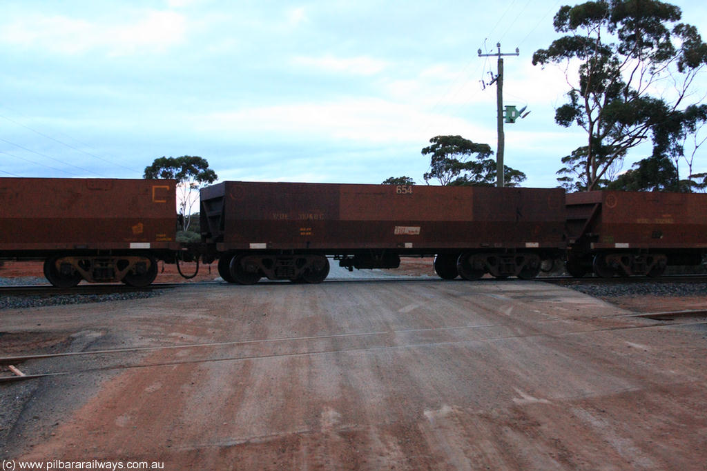 100822 6248
WOE type iron ore waggon WOE 31068 is one of a batch of one hundred and thirty built by Goninan WA between March and August 2001 with serial number 950092-058 and fleet number 654 for Koolyanobbing iron ore operations, on empty train 1416 at Hampton, 22nd August 2010.
Keywords: WOE-type;WOE31068;Goninan-WA;950092-058;
