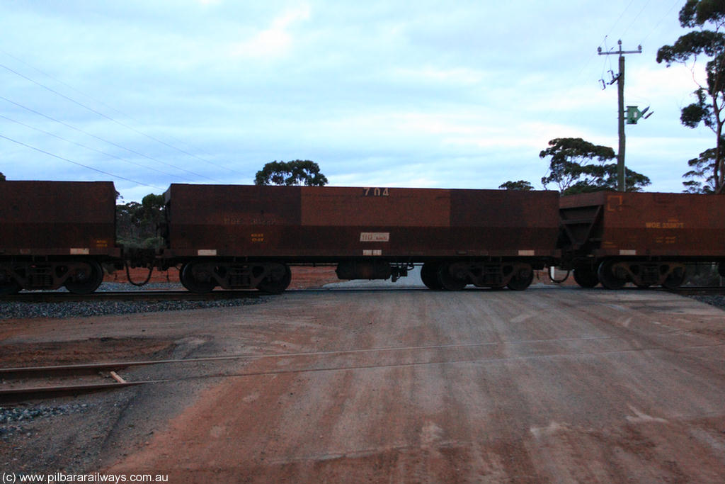 100822 6289
WOE type iron ore waggon WOE 31122 is one of a batch of one hundred and thirty built by Goninan WA between March and August 2001 with serial number 950092-112 and fleet number 704 for Koolyanobbing iron ore operations, on empty train 1416 at Hampton, 22nd August 2010.
Keywords: WOE-type;WOE31122;Goninan-WA;950092-112;