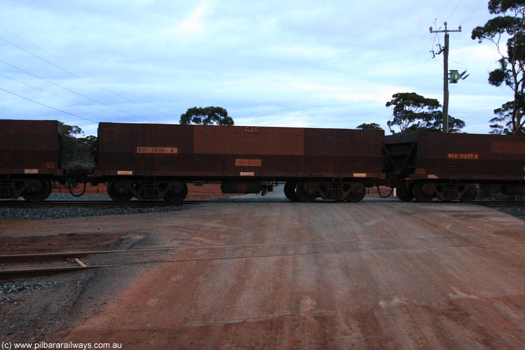 100822 6322
WOE type iron ore waggon WOE 31059 is one of a batch of fifteen built by Goninan WA between April and May 2002 with fleet number 645 for Koolyanobbing iron ore operations, on empty train 1416 at Hampton, 22nd August 2010.
Keywords: WOE-type;WOE31059;Goninan-WA;