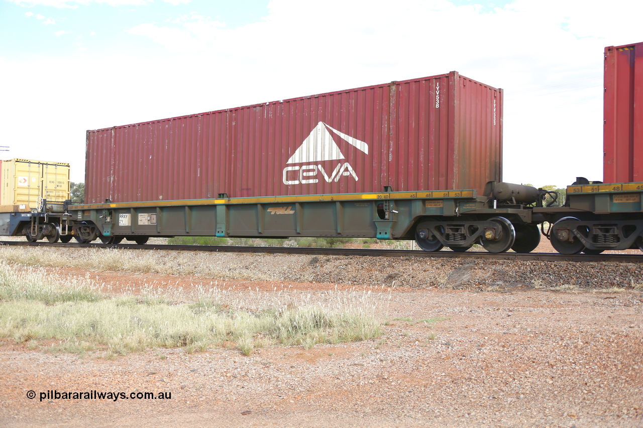 210407 9854
Parkeston, 2MP5 intermodal train, RRXY 2, platform 5 with a CEVA 51' container IYV 538. The RRXY type 5-pack well waggon set is one of eleven built by Bradken Qld in 2002 for Toll from a Williams-Worley design.
Keywords: RRXY-type;RRXY2;Williams-Worley;Bradken-Rail-Qld;