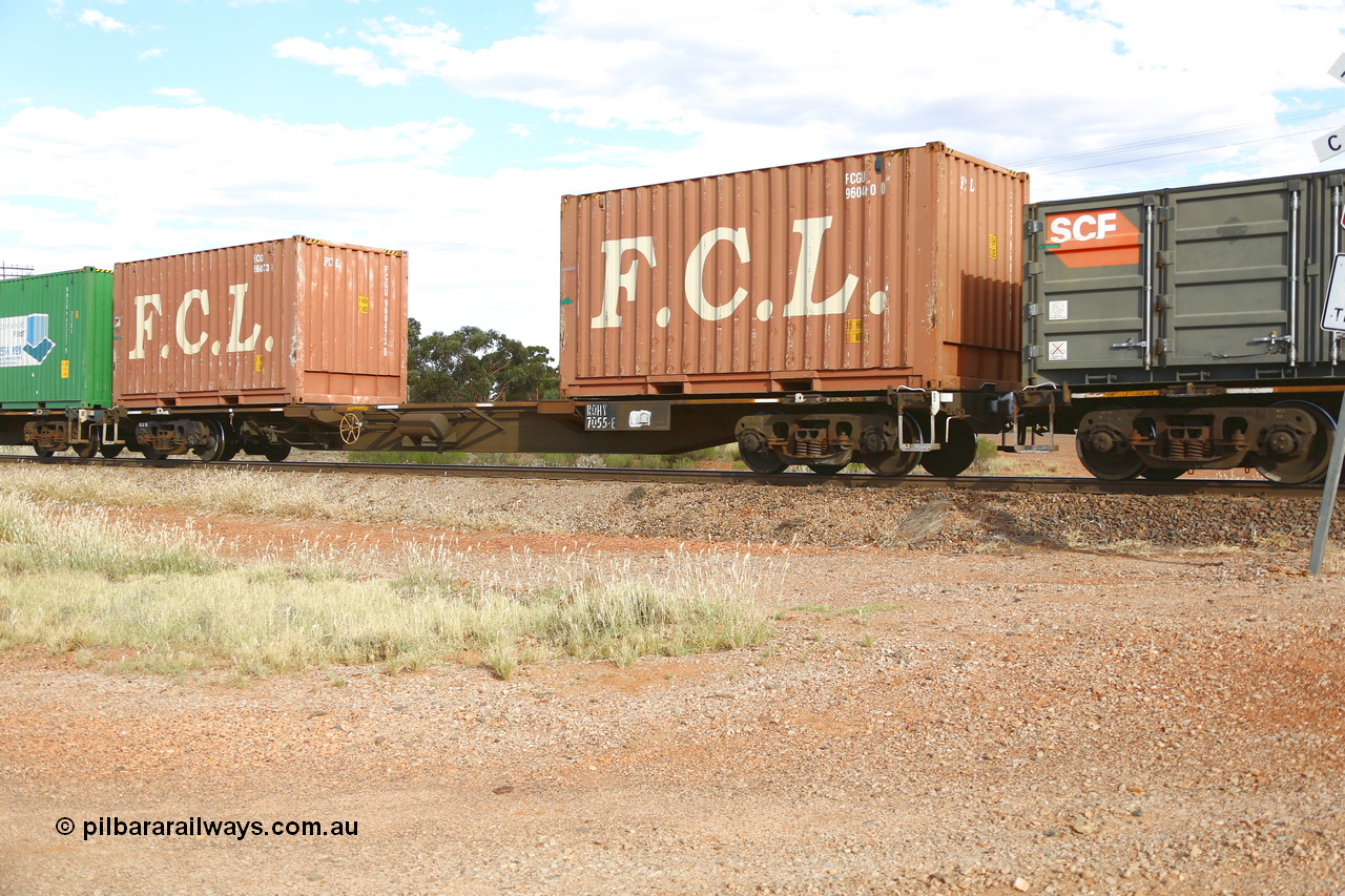210407 9902
Parkeston, 2MP5 intermodal train, RQHY type 3 TEU container waggon RQHY 7055, built by Qiqihar Rollingstock Works in China as part of a seventy eight unit order in 2005/06 for Pacific National. Loaded with two FCL 20' containers FCGU 960460 and FCGU 960473.
Keywords: RQHY-type;RQHY7055;Qiqihar-Rollingstock-Works-China;