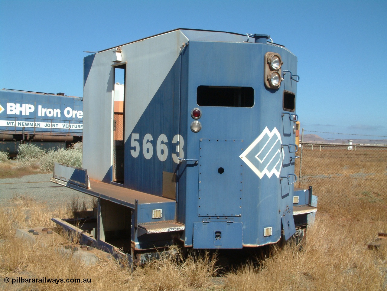 050109 093124
Pilbara Railways Historical Society, removed Locotrol cab from Goninan CM40-8ML ALCo to GE rebuild unit 5663 serial 8412-08/94-154, this unit along with the two sister cab-less units all ended up having normal driving cabs retro-fitted around 1996-97. 9th October 2005.
Keywords: 5663;Goninan;GE;CM40-8ML;8412-08/94-154;rebuild;AE-Goodwin;ALCo;M636C;5476;G6047-8;