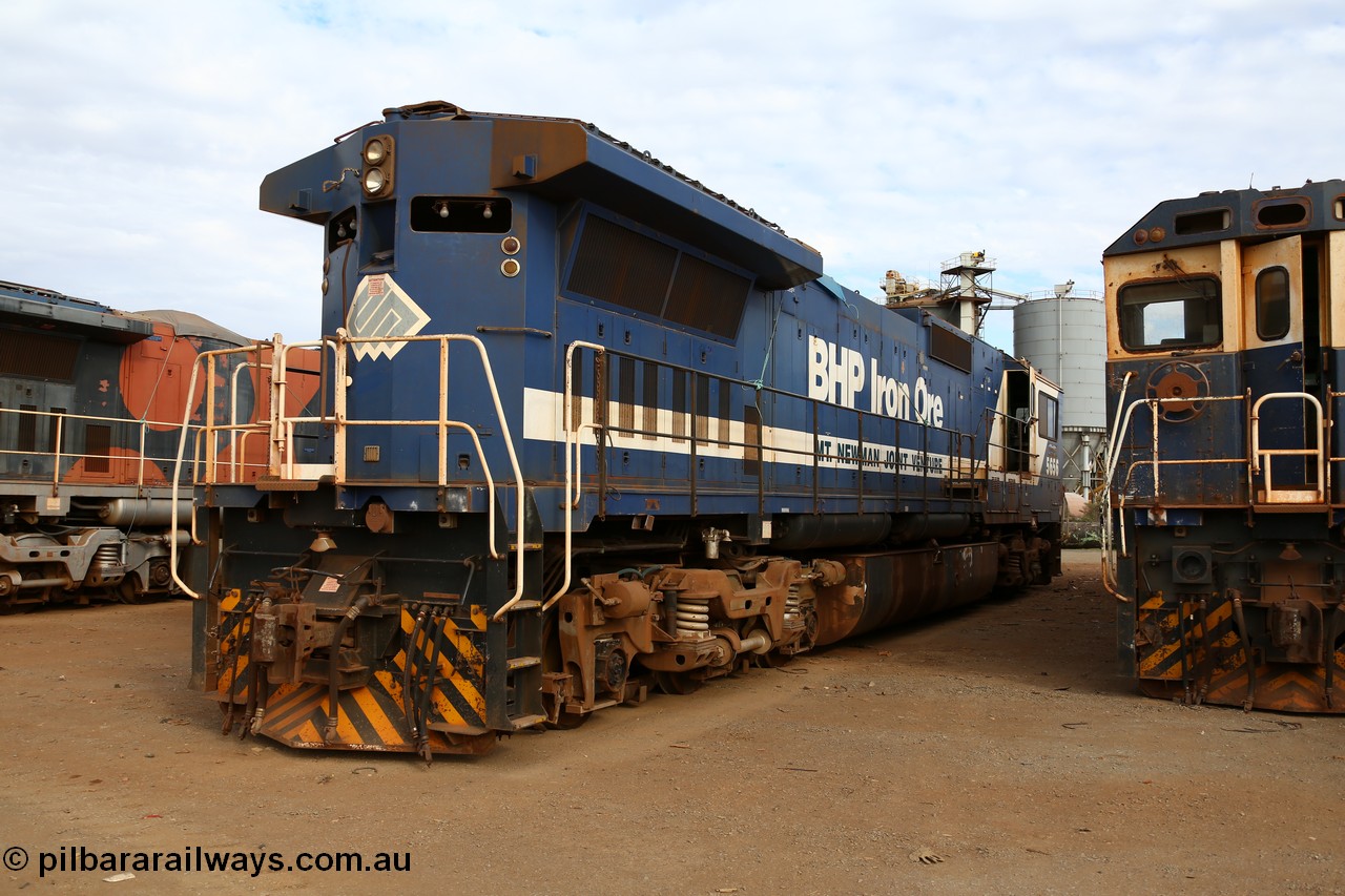 150522 8189
Wedgefield, Sims Metal yard, Goninan WA rebuild CM40-8M unit 5656 serial 8412-01/94-147 awaits the shears. Full details of this unit [url=http://www.pilbararailways.com.au/bhp/loco/bhpb-roster.php] can be seen here [/url].
Keywords: 5656;Goninan;GE;CM40-8M;8412-01/94-147;rebuild;Comeng-NSW;ALCo;M636C;5494;C6084-10;