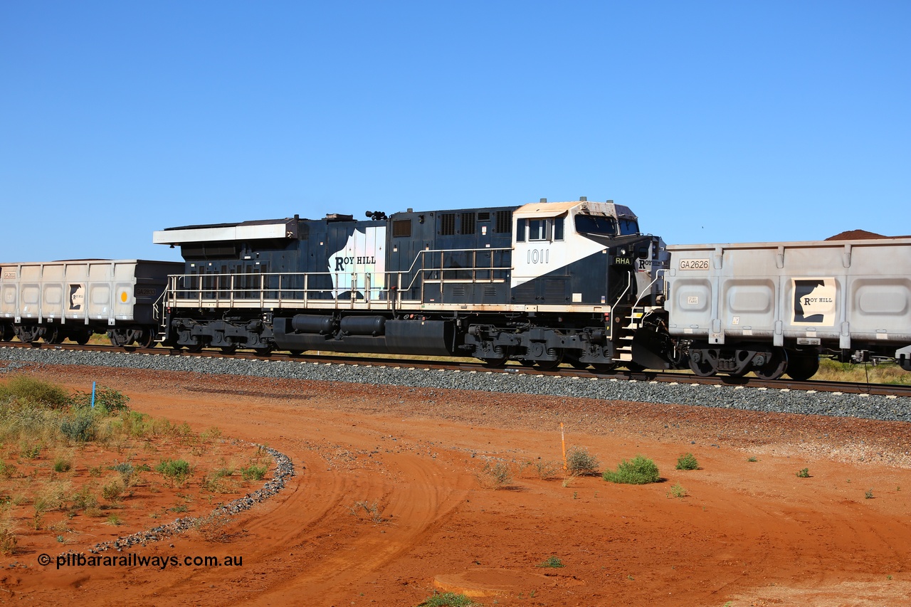 170730 0476
Boodarie, a loaded Roy Hill train crossing the Great Northern Highway grade crossing with mid-train General Electric built ES44ACi unit RHA 1011 serial 62583. 30th July 2017. [url=https://goo.gl/maps/1vWtRDuDjn22]GeoData[/url].
Keywords: RHA-class;RHA1011;GE;ES44ACi;62583;