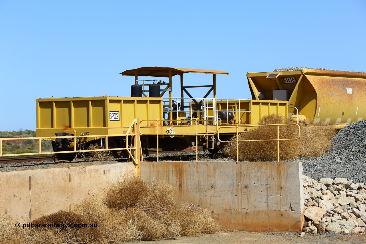 171121 0965
Barker Siding which is the ballast loading point, one of two FMG ballast plough waggons BP 02, built in China by CSR at the Yangtze Rolling Stock Company in 2010 on the south end of a ballast rake. 21st November 2017.
Keywords: BP-type;BP02;CSR-Yangtze-Rolling-Stock-Co-China;FMG-ballast-waggon;