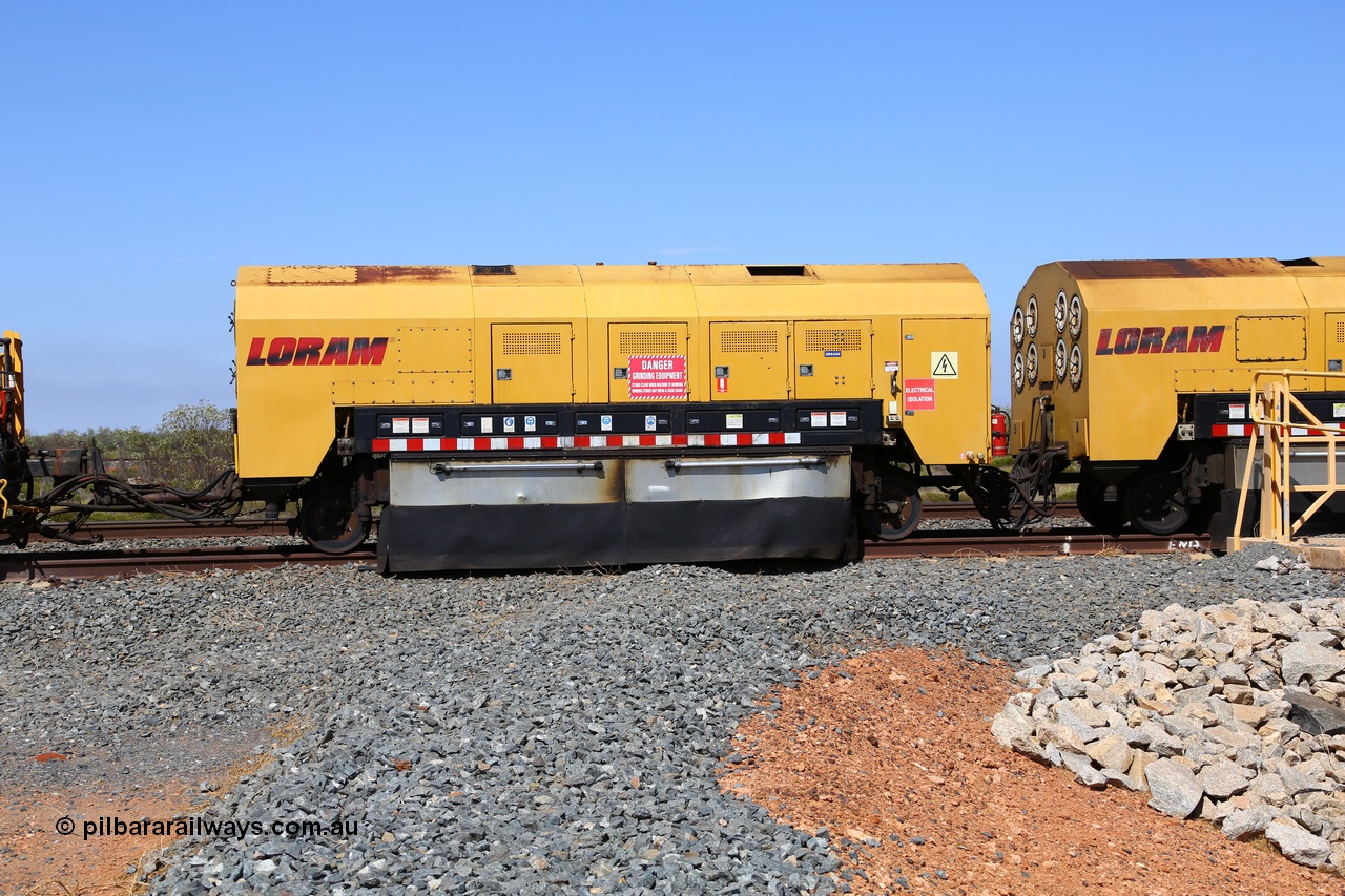 171121 0967
Barker Siding, Loram rail grinder MPC 2, grinder cart. 21st November 2017.
Keywords: Loram;MPC2;rail-grinder;