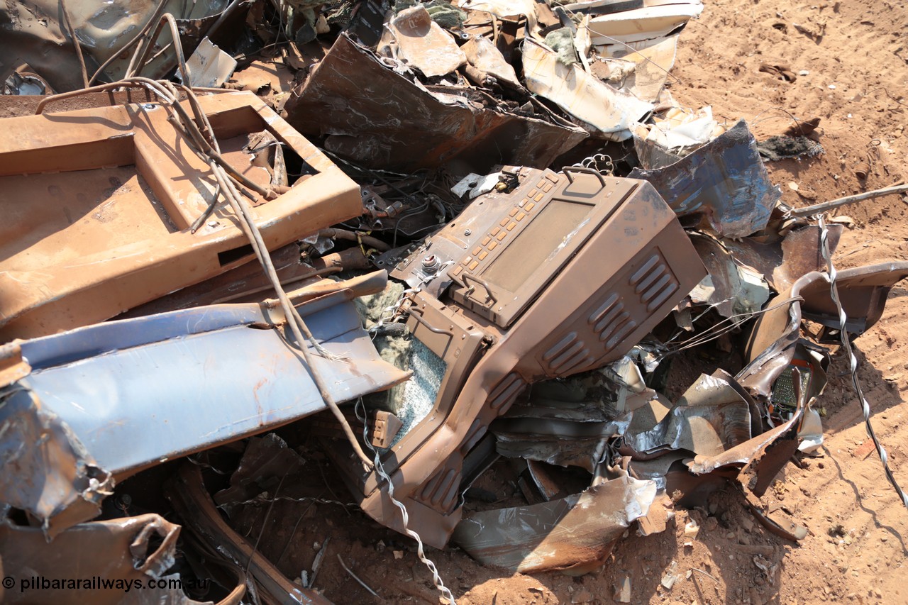 141027 5888
Wedgefield, Sell and Parker's metal recycling yard, view of the multi-function display panels from GE AC6000 unit 6071.
Keywords: 6071;GE;AC6000;51063;