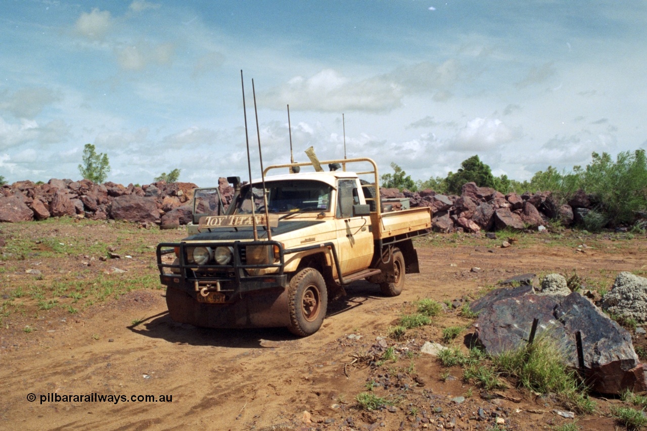 218-04
De Grey River, Toyota Land Cruiser Toy Titan, 1994 HJ75 series tray back.

