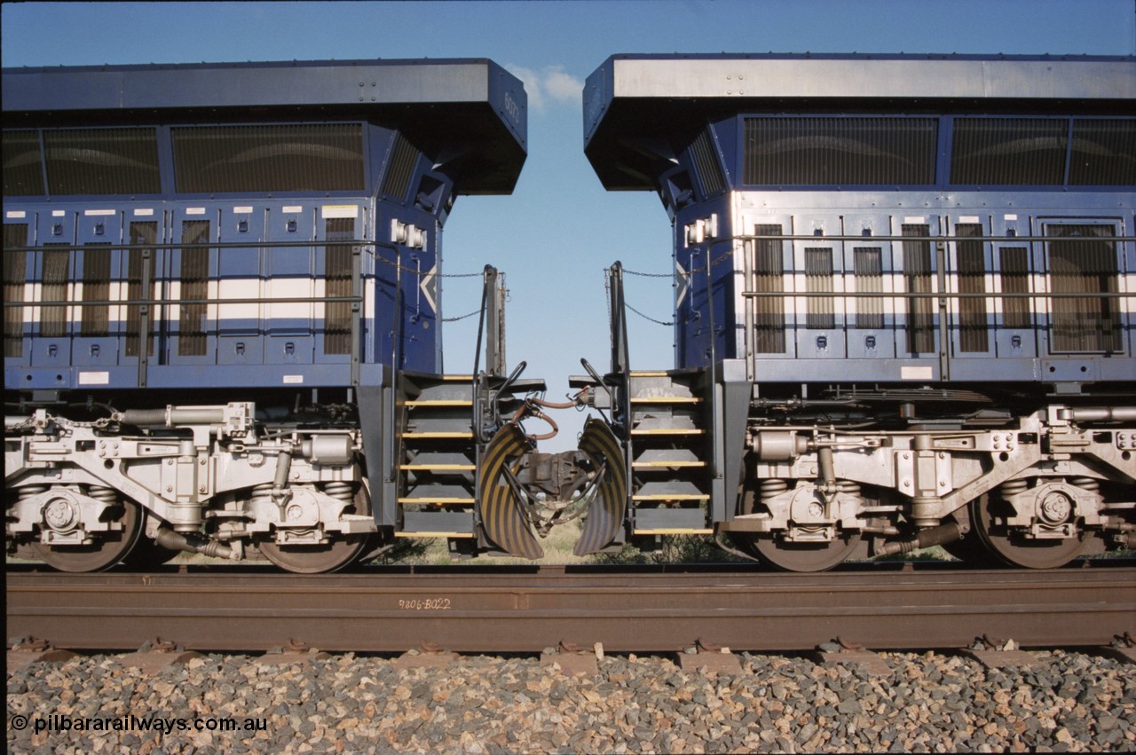 224-05
Bing siding, the extent of the General Electric AC6000 radiators is evident in this back to back image of a pair of units.
Keywords: 6076;GE;AC6000;51068;