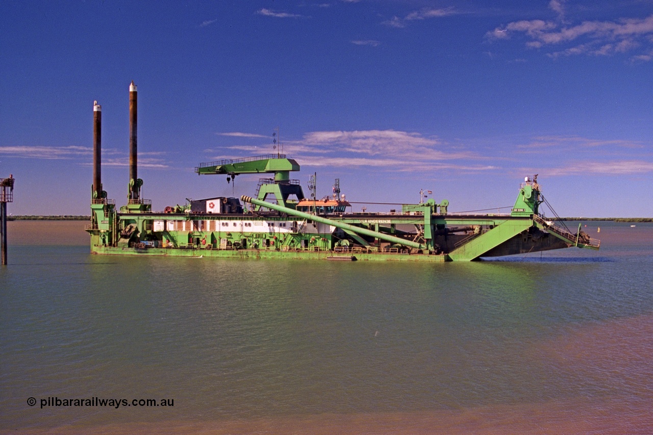 253-16
Port Hedland harbour sees the suction / cutter dredge Vlaanderen XI with IMO #7712080. The Vlaanderen XI was originally built in 1978 by IHC Dredgers with yard number 1108 and originally named New Amsterdam, named the Vlaanderen XI in 1986, renamed again in 2007 to Kaveri and again to Huta 15 in 2014.
