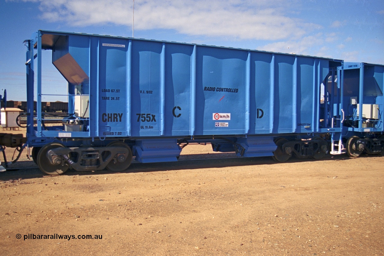 253-25
Nelson Point hard stand, CFCLA CHRY type ballast hopper waggon CHRY 755.
Keywords: CHRY-type;CHRY755;CFCLA;CRDX-type;BHP-ballast-waggon;