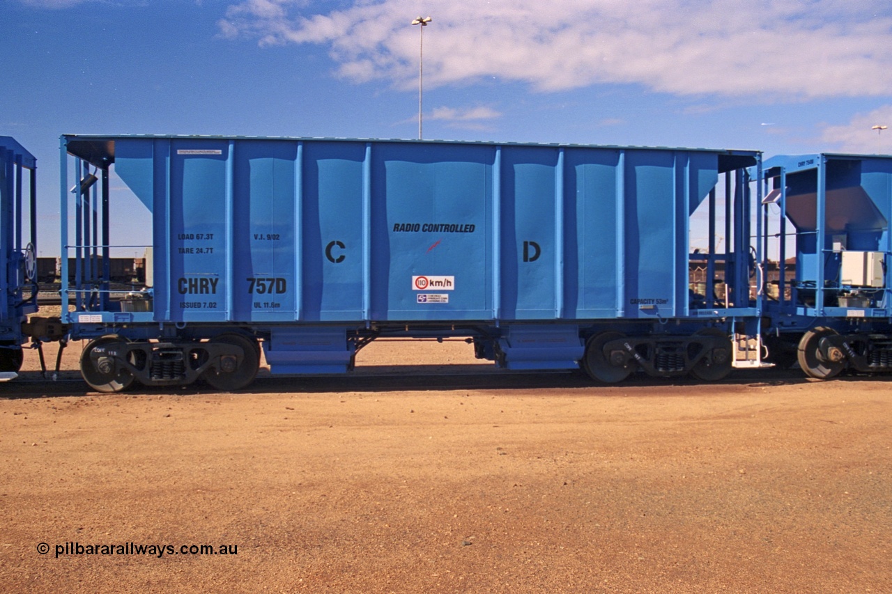 253-27
Nelson Point hard stand, CFCLA CHRY type ballast hopper waggon CHRY 757.
Keywords: CHRY-type;CHRY757;CFCLA;CRDX-type;BHP-ballast-waggon;