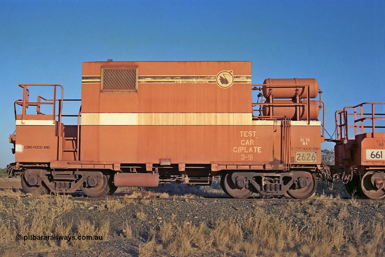 257-10
Flash Butt yard, Locotrol I remote waggon 2626 which is modified from a Comeng ore waggon in the 1980s. Late 2001.
