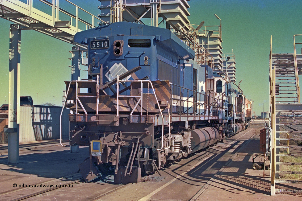 258-12
Nelson Point, old Loco Prep and C36-7M units 5510 and 5506 are being prepped for scrapping. ALCo 5499 is in front. Note the Dash 8 style radiator that is fitted to 5510. May 2002.
Keywords: 5510;Goninan;GE;C36-7M;4839-07/87-075;rebuild;AE-Goodwin;ALCO;C636;5458;G6027-2;