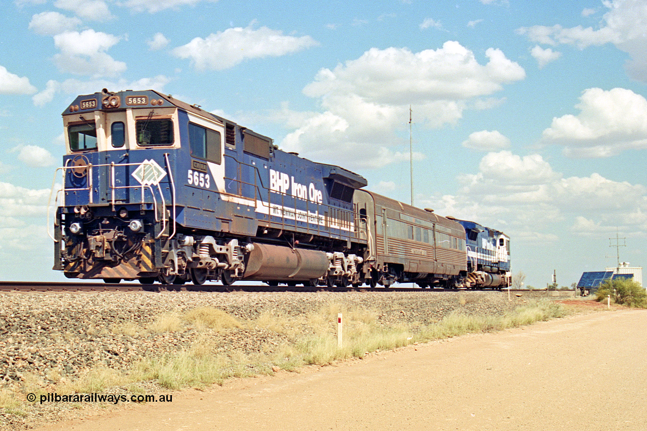 269-12
At the 39 km detection site with the Alstom 25-year service agreement special, BHP Iron Ore's Goninan GE rebuild CM40-8M unit 5653 'Chiba' serial number 8412-10 / 93-144 heads back to Nelson Point with The Sundowner and 5634 on the rear of the train. Friday 12th of April 2002.
Keywords: 5653;Goninan;GE;CM40-8M;8412-10/93-144;rebuild;AE-Goodwin;ALCo;M636C;5484;G6061-5;