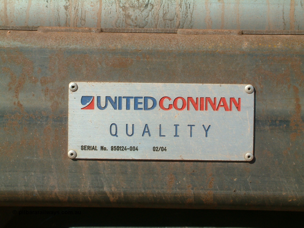 040801 144138
Walla Siding, builders plate on Goninan built, Lynx Engineering designed ore waggon 4403 made from 5Cr12Ti stainless steel these waggons are known as Golynx waggons, asset number 203510 with serial 950124-004 and build date 02/2004. 1st August 2004.
Keywords: 4403;Goninan-WA;Golynx;BHP-ore-waggon;