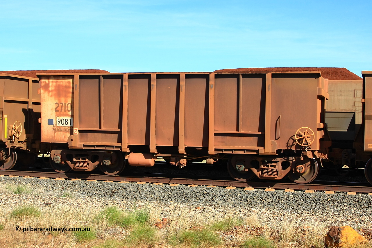 110620 2019r
Walla Siding, empty BHP ore waggon 9081, renumbered from 2710, originally built in 1971 by Comeng WA as part of a batch of four hundred waggons. The renumbering would be due to a new waggon replacing a potential scrap waggon, which then has been returned to service. 20th of June 2011.
Keywords: 9081;Comeng-WA;2710;BHP-ore-waggon;renumber;