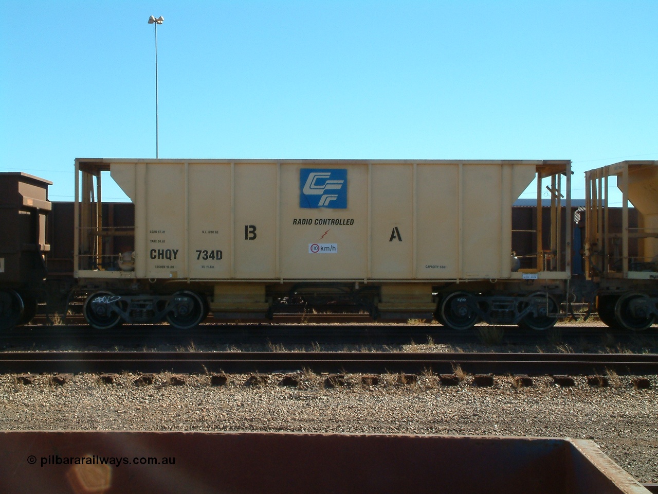 040805 095638
Nelson Point, CFCLA CHQY type ballast waggon CHQY 734.
Keywords: CHQY-type;CHQY734;CFCLA;CRDX-type;BHP-ballast-waggon;