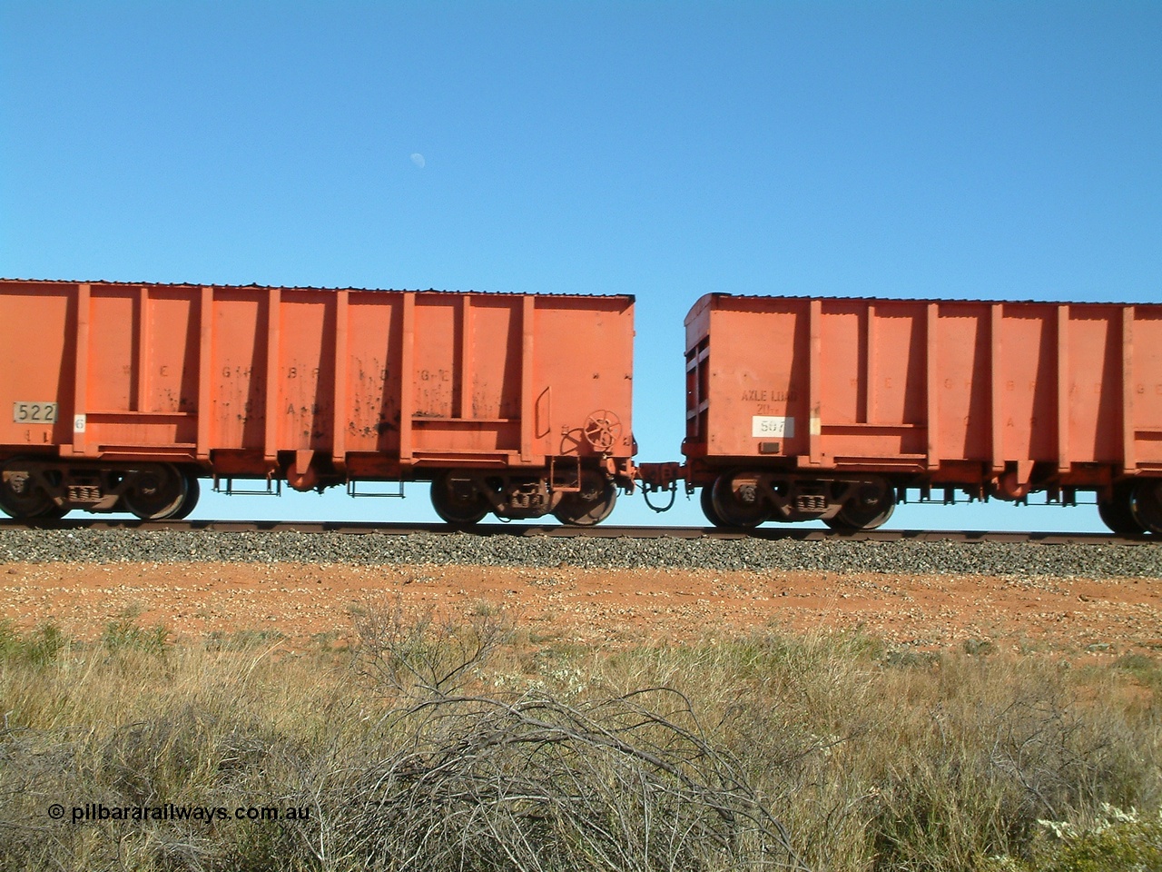 040806 092434
Goldsworthy Junction, weighbridge test waggon 507, originally built by Magor USA and ex Oroville Dam, converted by Mt Newman Mining into a 20 ton axle load test waggon coupled to 510.
