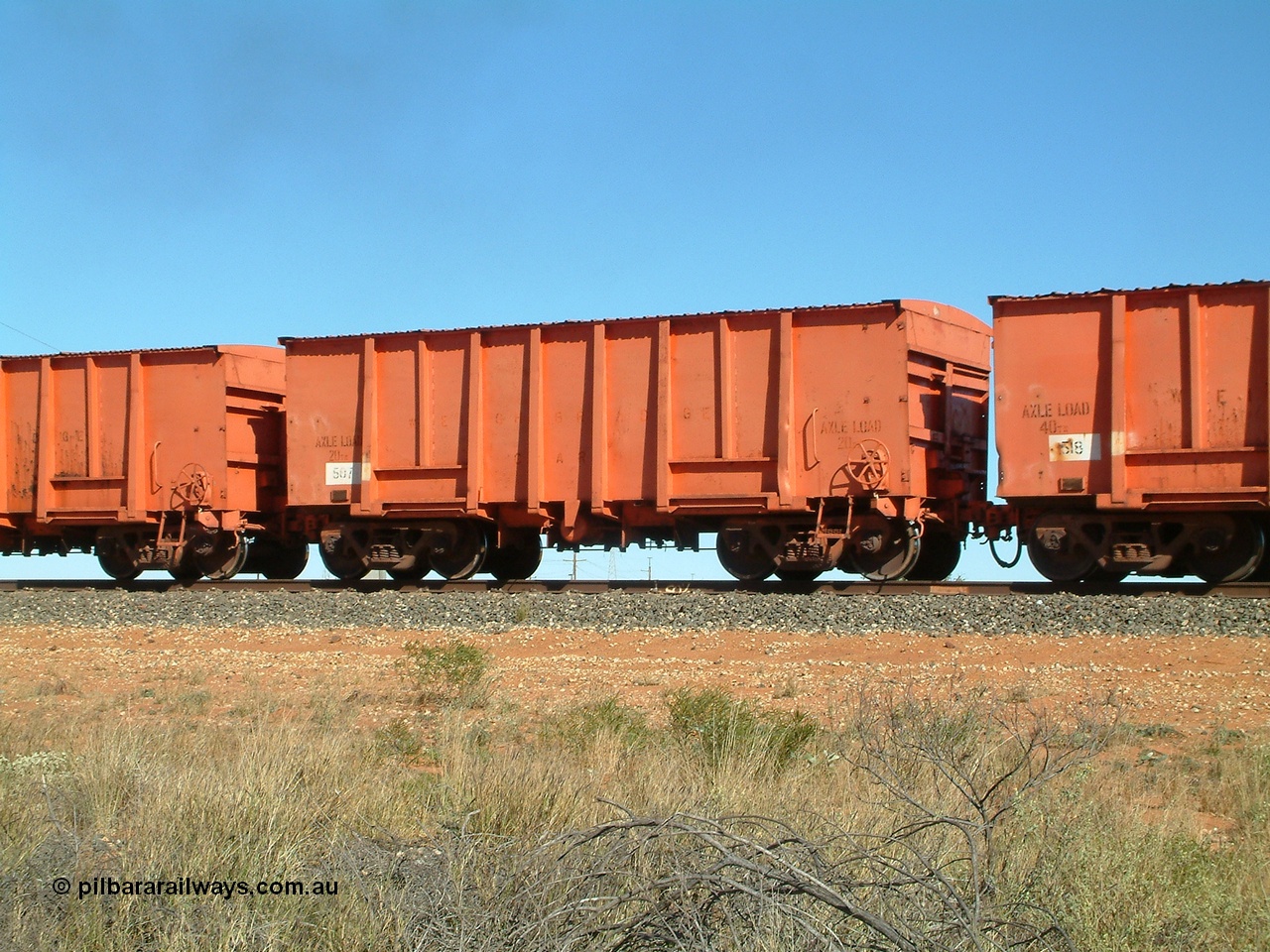 040806 092730
Goldsworthy Junction, weighbridge test waggon 507, originally built by Magor USA and ex Oroville Dam, converted by Mt Newman Mining into a 20 ton axle load test waggon.

