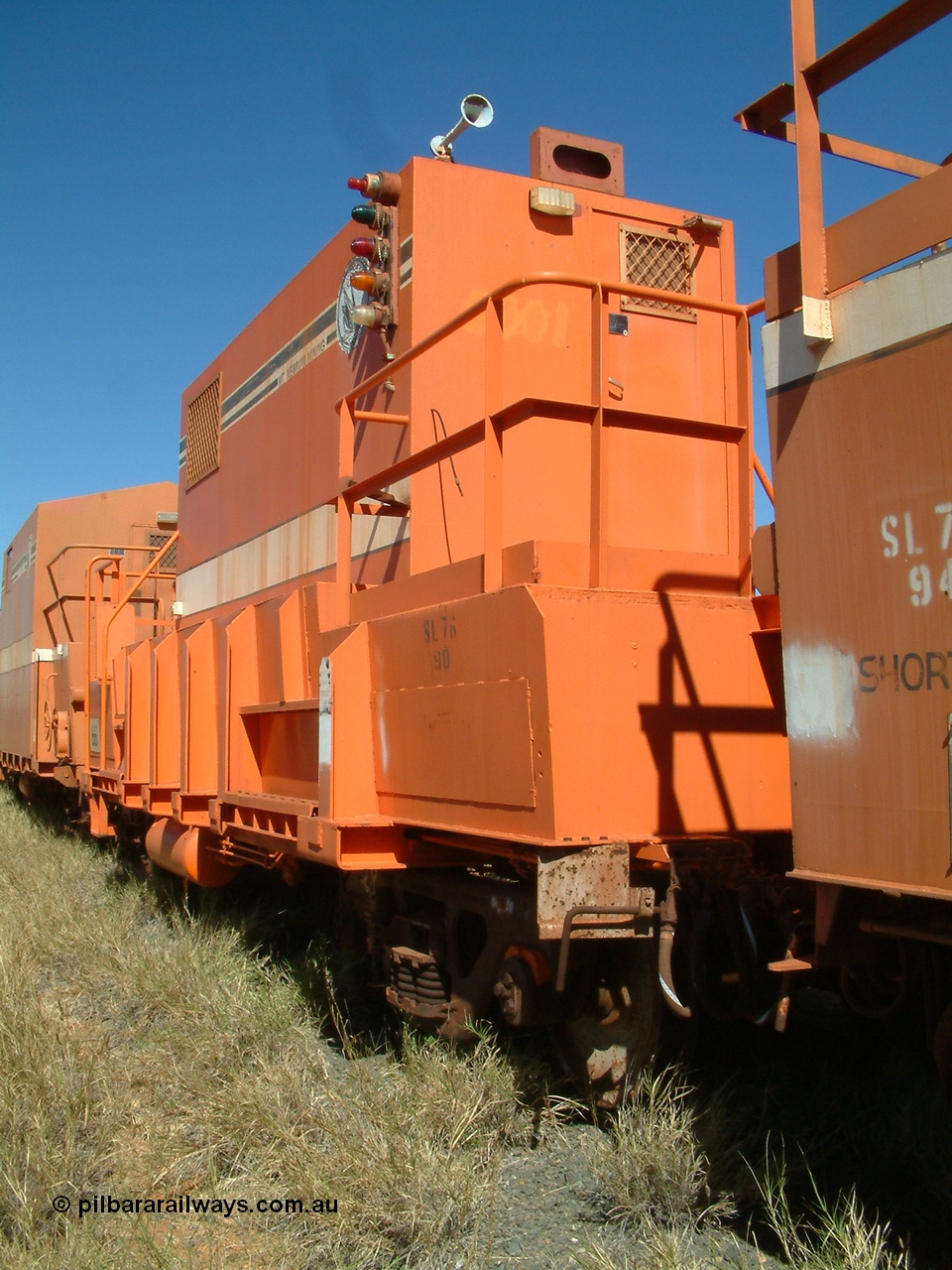 040806 102956
Flash Butt yard, heavily modified Magor USA built ex-Oroville Dam ore waggon 661, seen here modified for LocoTrol service and testing.
Keywords: Magor-USA;