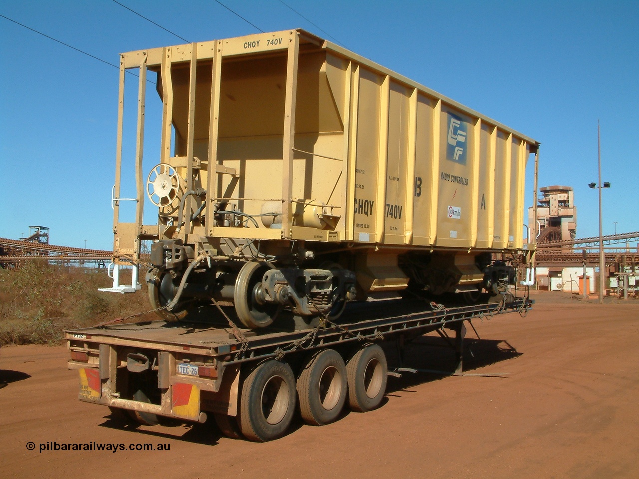 040814 092238
Nelson Point, CFCLA ballast waggon CHQY type 740 just being delivered to BHP Iron Ore as part of the Rail PACE project.
Keywords: CHQY-type;CHQY740;CFCLA;CRDX-type;BHP-ballast-waggon;