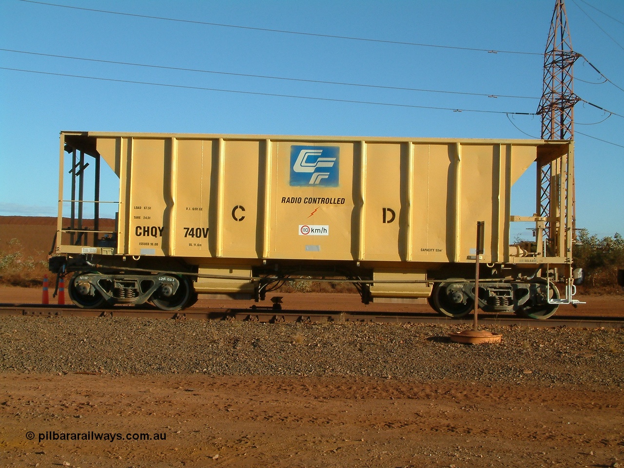 040815 164711
Nelson Point, CFCLA ballast waggon CHQY type 740 just being delivered to BHP Iron Ore as part of the Rail PACE project, side view.
Keywords: CHQY-type;CHQY740;CFCLA;CRDX-type;BHP-ballast-waggon;