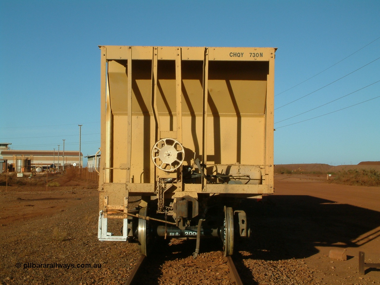 040815 164812
Nelson Point, CFCLA ballast waggon CHQY type 730, view from handbrake end.
Keywords: CHQY-type;CHQY730;CFCLA;CRDX-type;BHP-ballast-waggon;