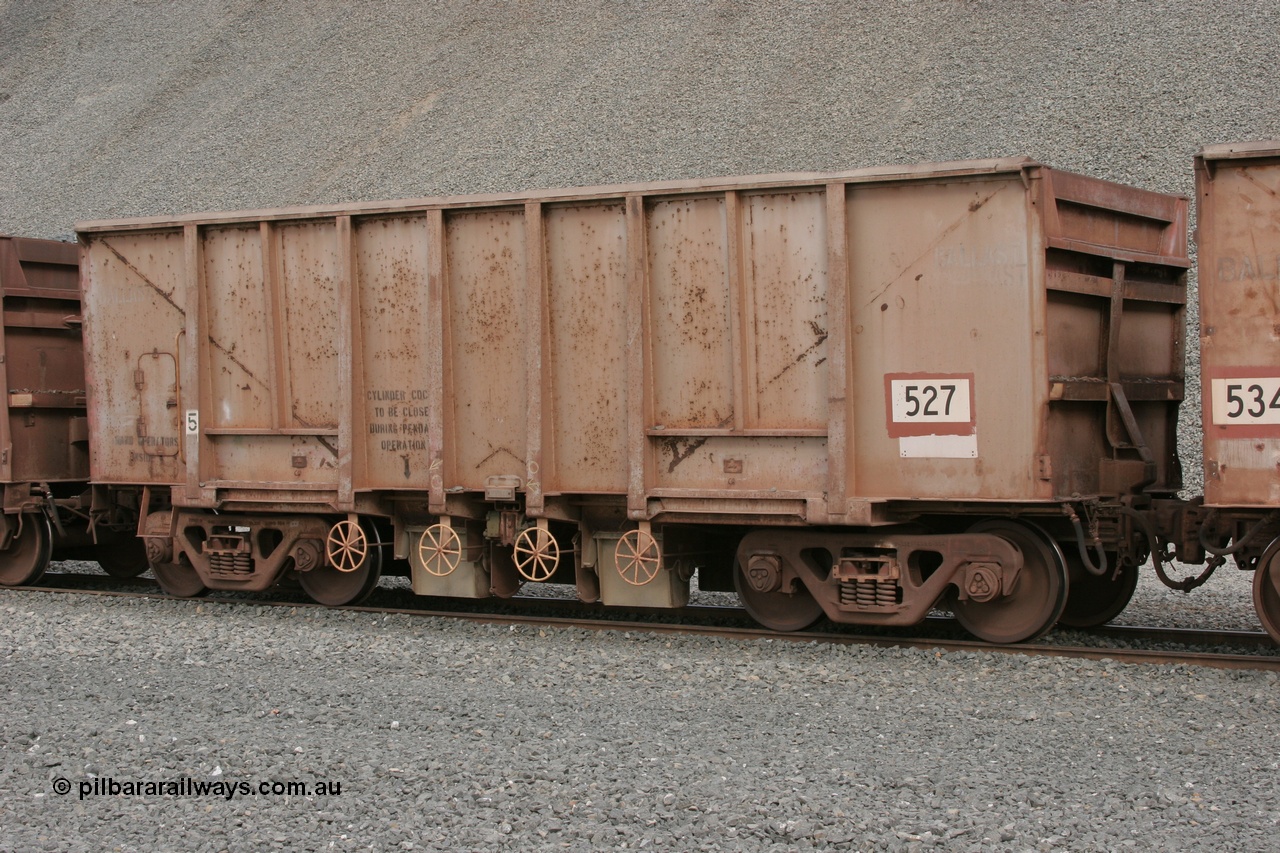 050412 0753
Quarry 8, Shaw Siding area. 3/4 view of 1963 built Magor USA waggon 527, originally in ore service before conversion to a ballast waggon.
Keywords: Magor-USA;BHP-ballast-waggon;