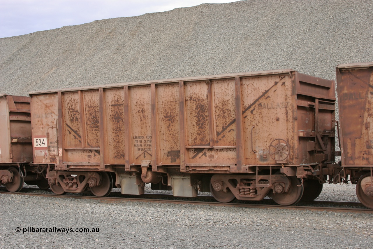 050412 0755
Quarry 8, Shaw Siding area. 3/4 view of 1963 built Magor USA waggon 534, originally in ore service before conversion to a ballast waggon.
Keywords: Magor-USA;BHP-ballast-waggon;